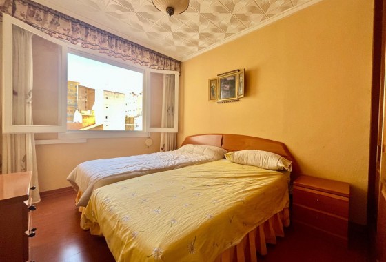 Resale - Apartment / flat - Torrevieja - Centro