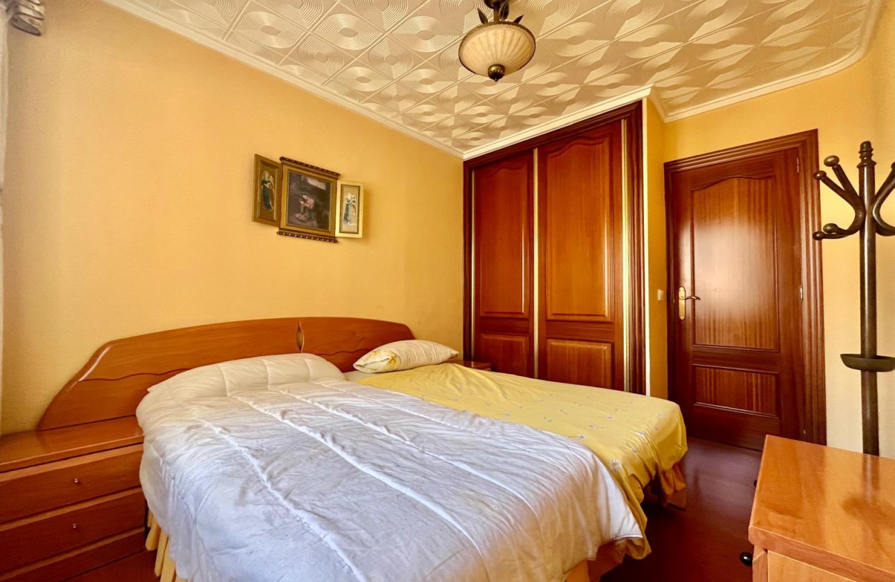 Resale - Apartment / flat - Torrevieja - Centro