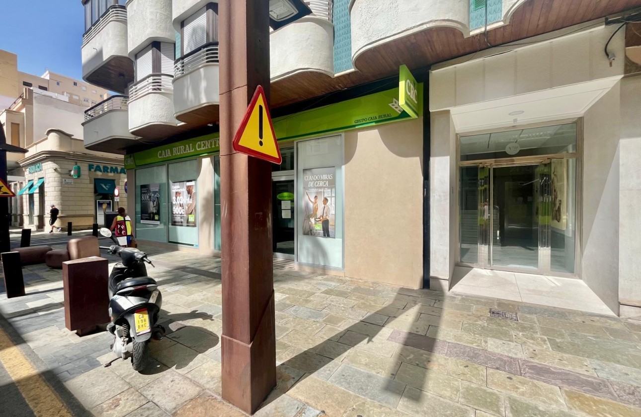 Resale - Apartment / flat - Torrevieja - Centro
