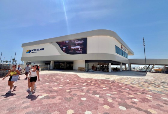 Resale - Apartment / flat - Torrevieja - Centro