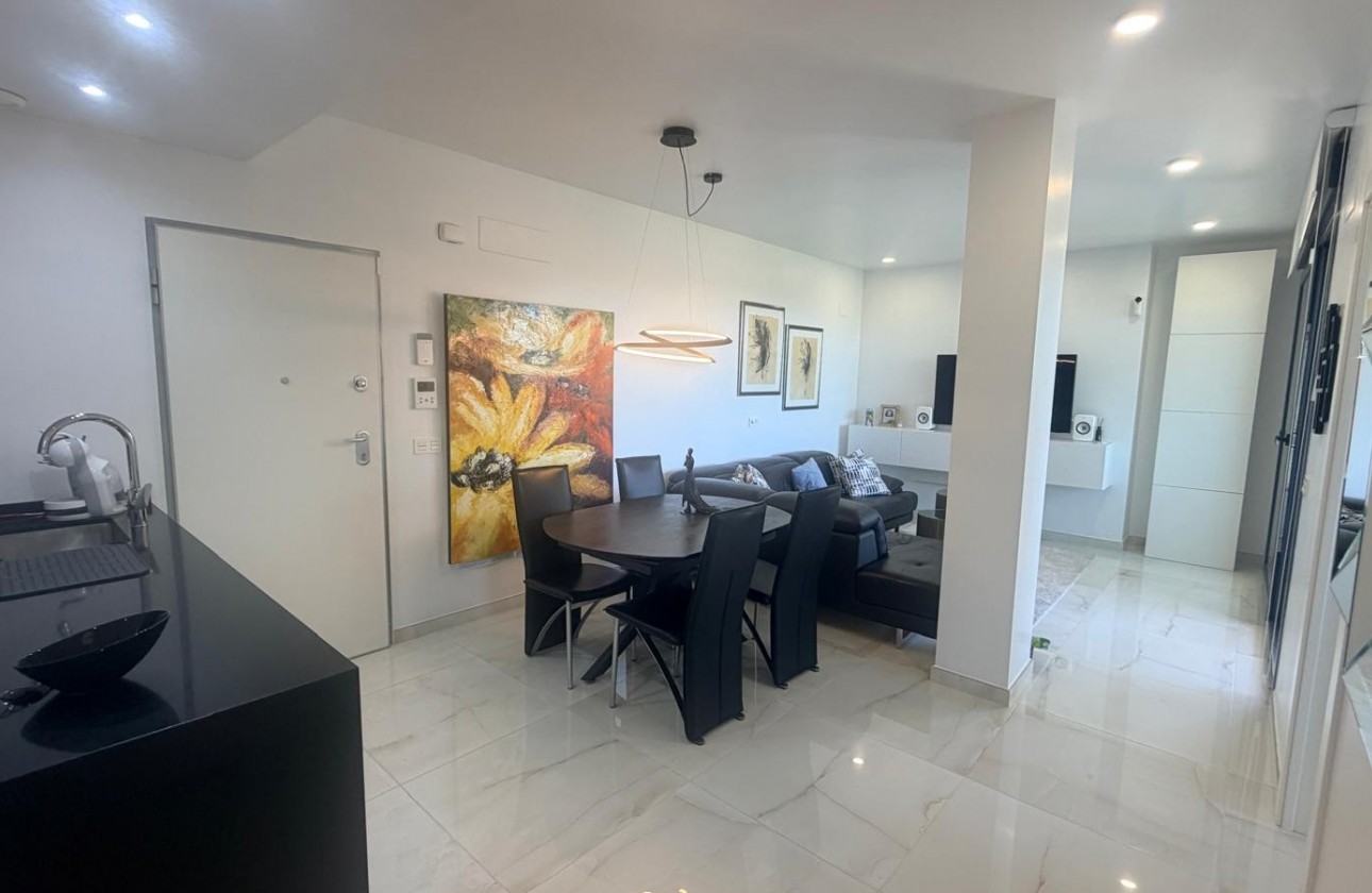 Resale - Apartment / flat - Los Altos - Costa Blanca