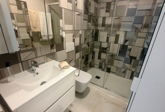 Resale - Apartment / flat - Los Altos - Costa Blanca