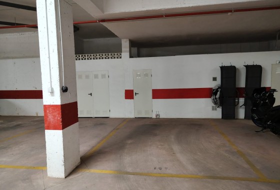 Resale - Apartment / flat - Los Altos - Costa Blanca