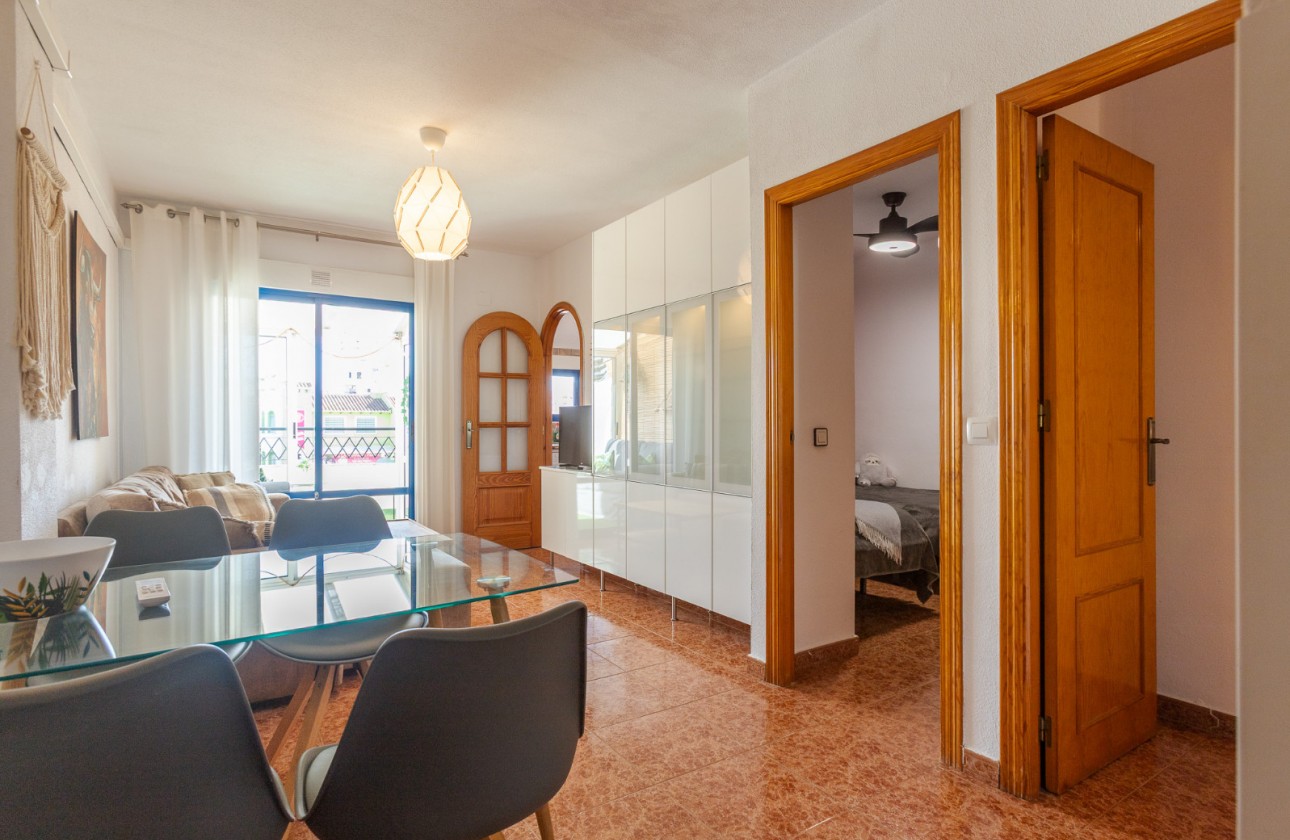 Resale - Apartment / flat - Torrevieja - Costa Blanca