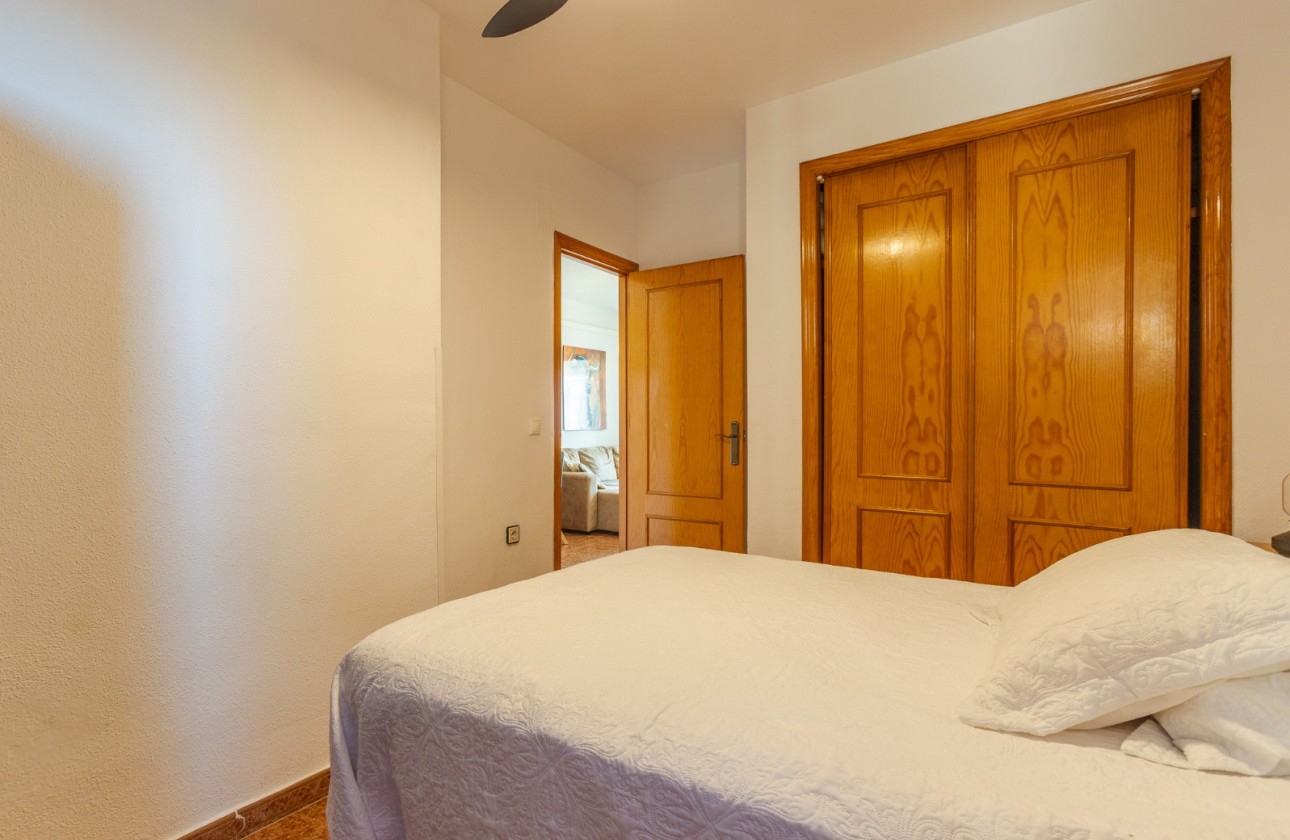 Resale - Apartment / flat - Torrevieja - Costa Blanca