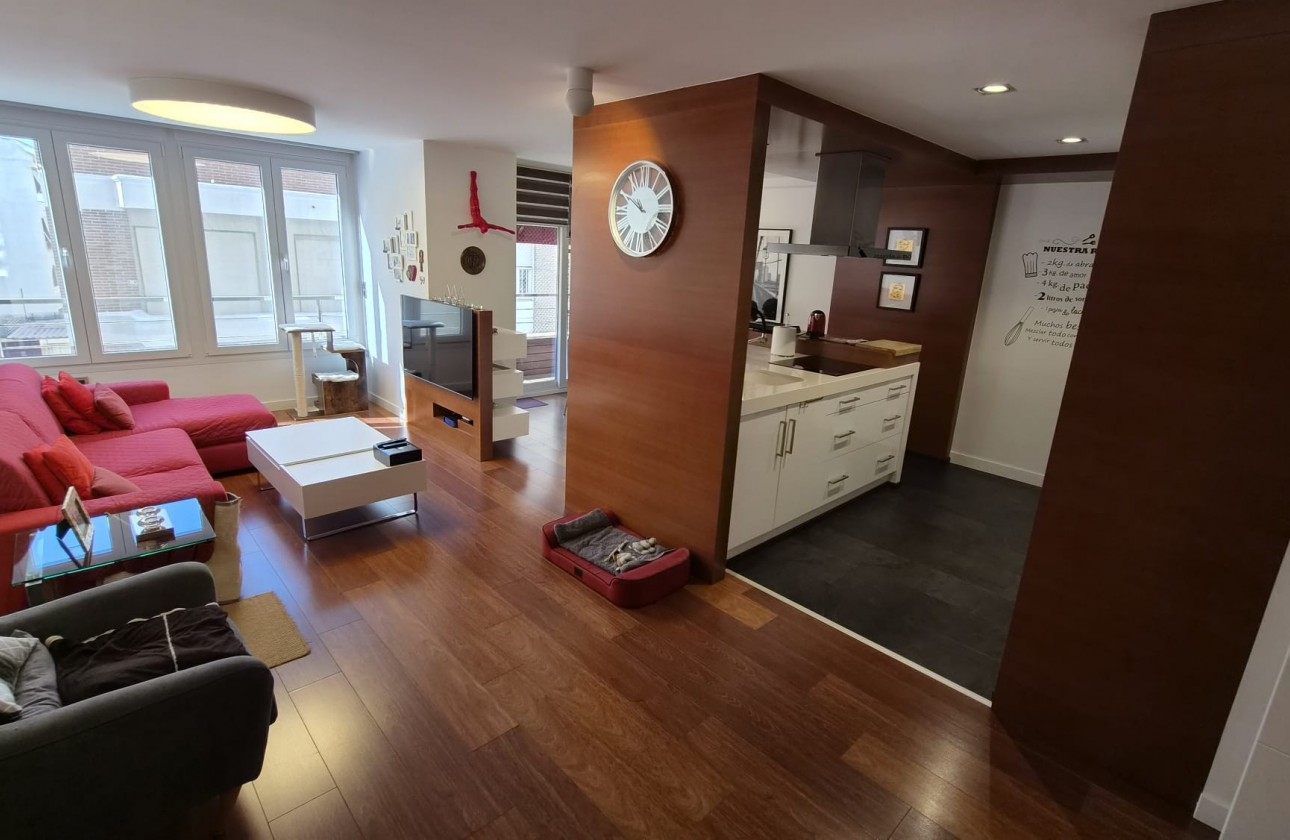 Resale - Apartment / flat - Torrevieja - Costa Blanca