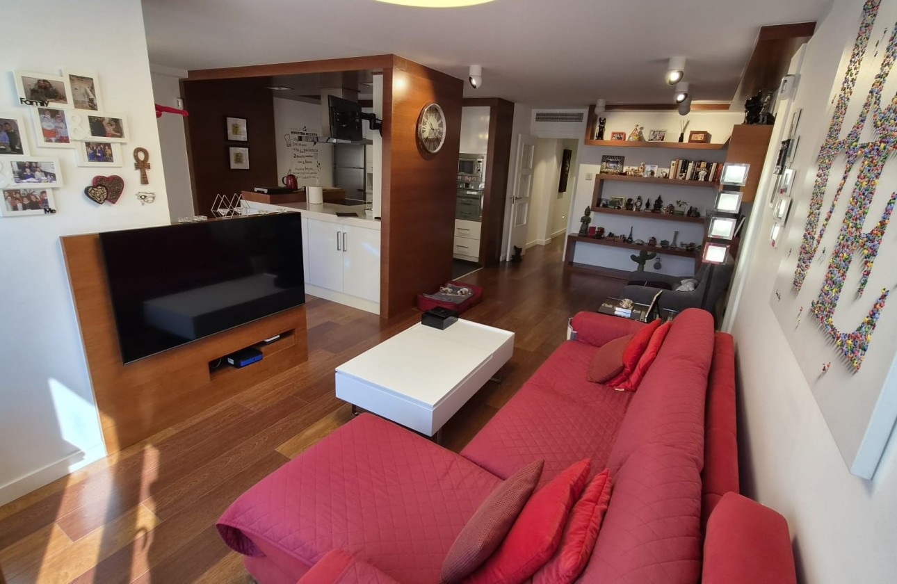 Resale - Apartment / flat - Torrevieja - Costa Blanca