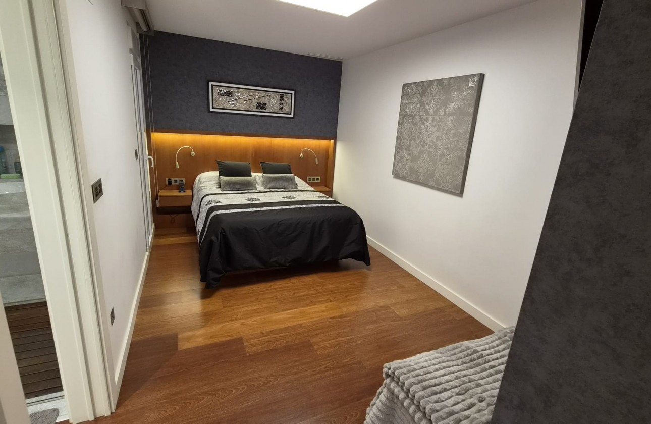 Resale - Apartment / flat - Torrevieja - Costa Blanca
