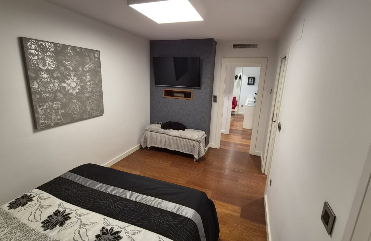 Resale - Apartment / flat - Torrevieja - Costa Blanca