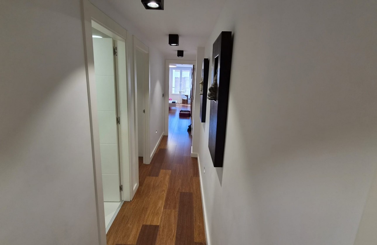 Resale - Apartment / flat - Torrevieja - Costa Blanca
