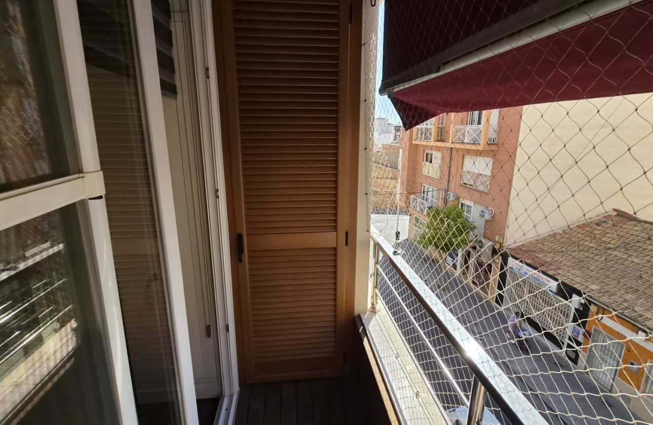 Resale - Apartment / flat - Torrevieja - Costa Blanca