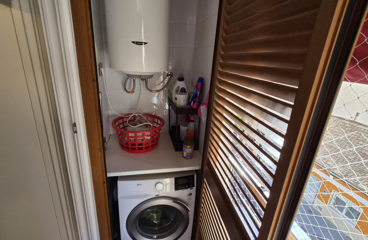 Resale - Apartment / flat - Torrevieja - Costa Blanca