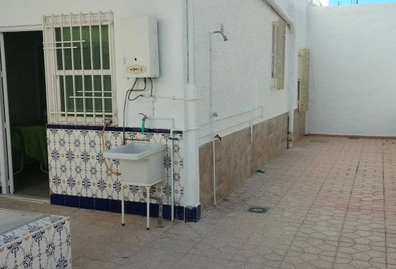 Resale - Villa - Pilar de la Horadada - TORRE DE LA HORADADA
