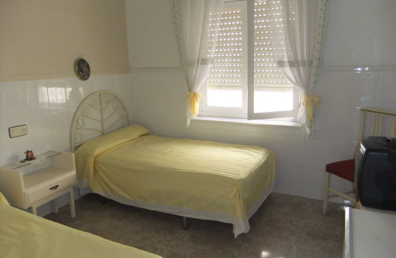 Resale - Villa - Pilar de la Horadada - TORRE DE LA HORADADA