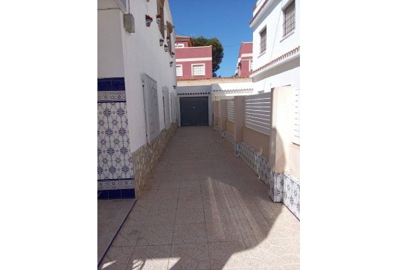 Resale - Villa - Pilar de la Horadada - TORRE DE LA HORADADA
