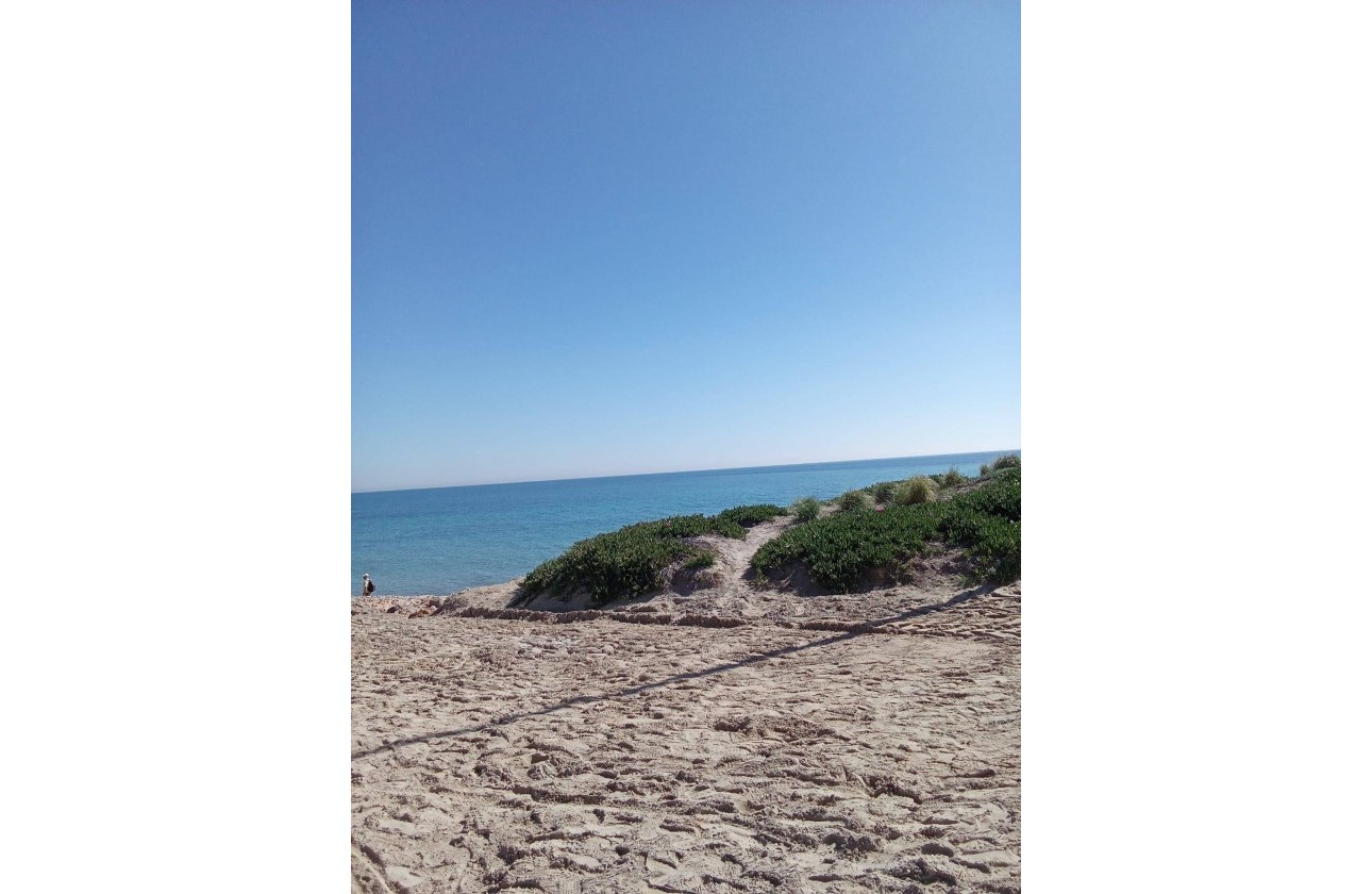 Resale - Villa - Pilar de la Horadada - TORRE DE LA HORADADA