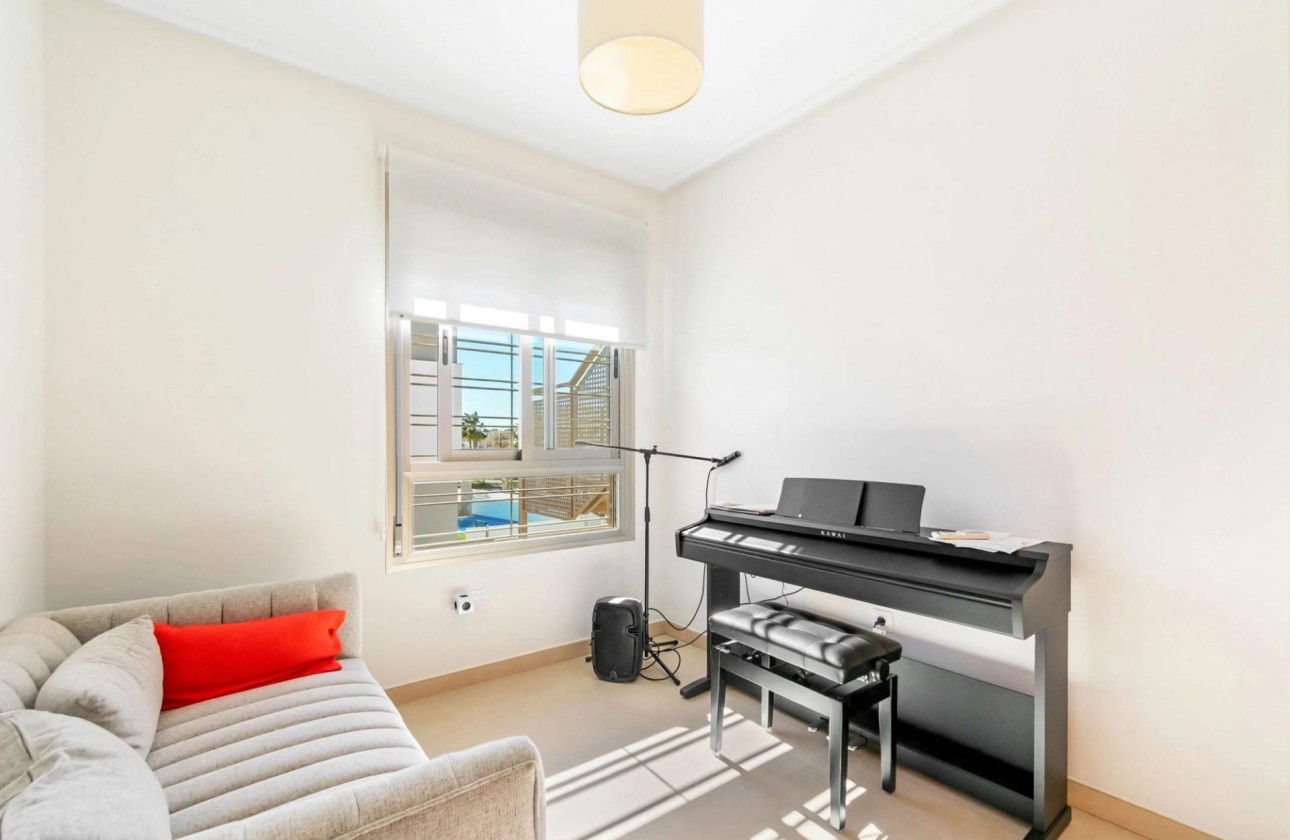 Resale - Penthouse - Pilar de la Horadada - Costa Blanca