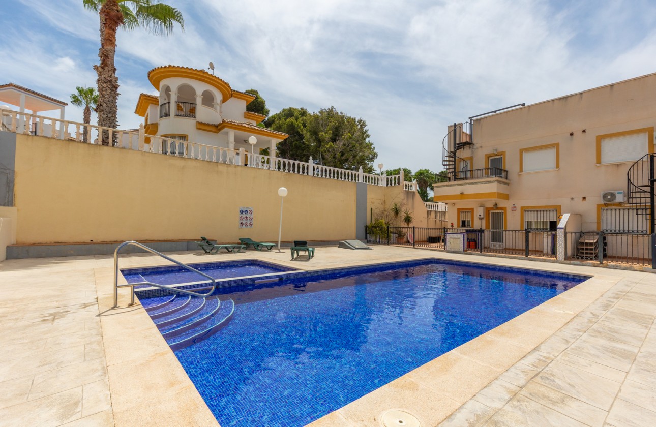 Reventa - Apartamento / piso - Orihuela - Inland