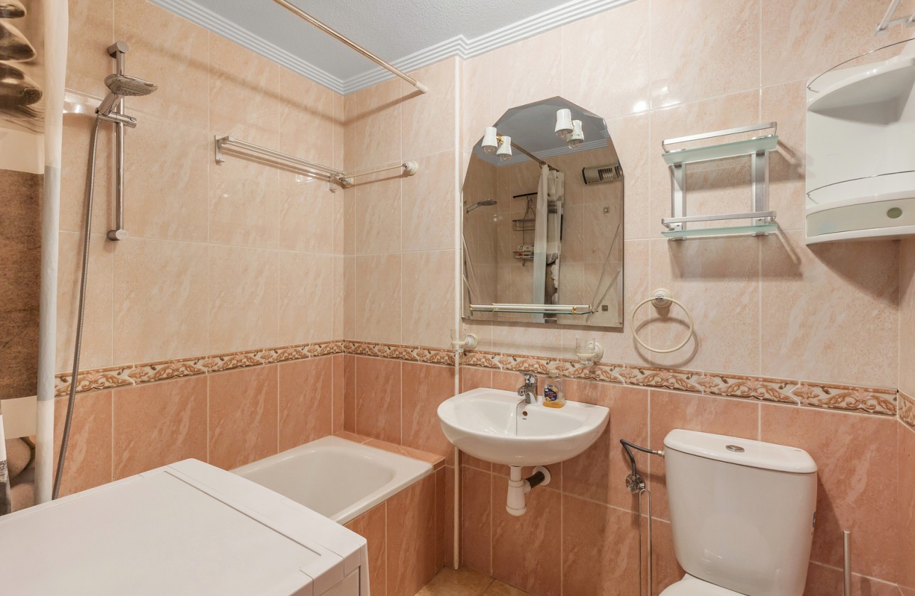 Reventa - Apartamento / piso - Orihuela - Inland