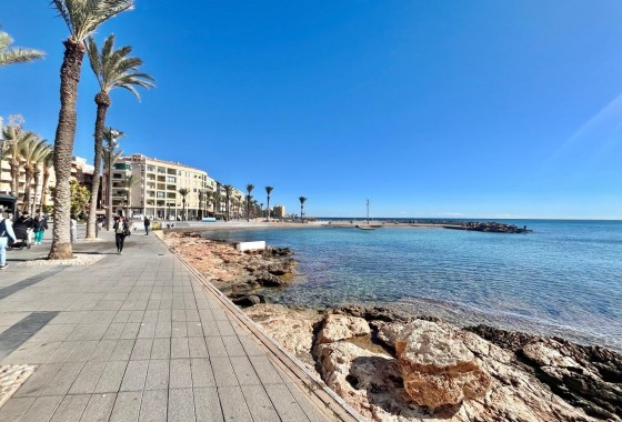 Resale - Apartment / flat - Torrevieja - Centro