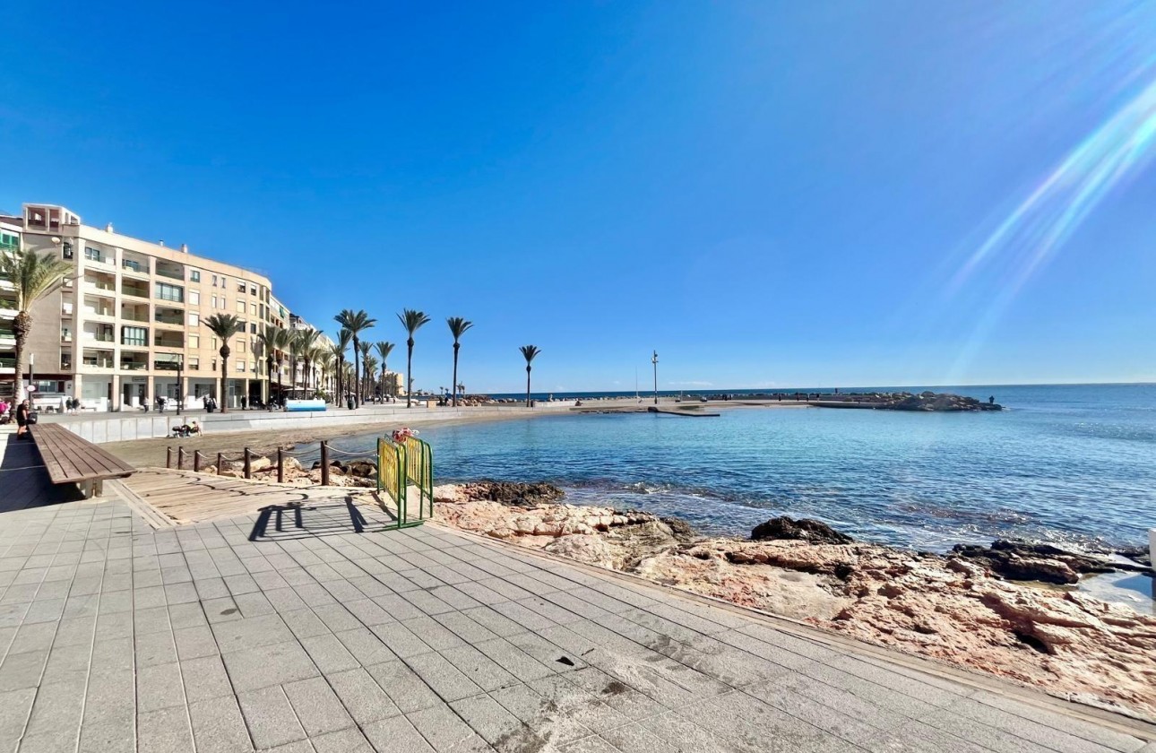 Resale - Apartment / flat - Torrevieja - Centro