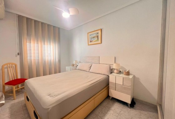 Resale - Bungalow - Torrevieja - Torrejón