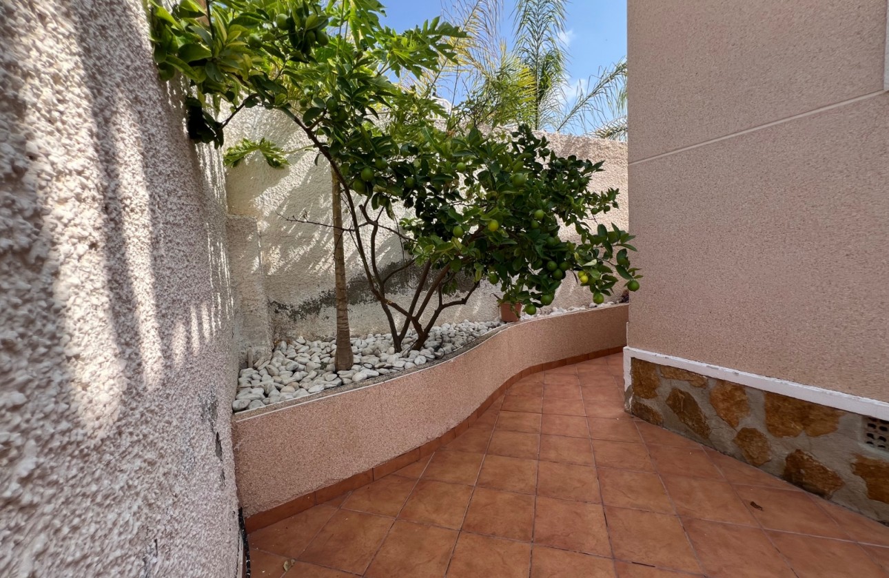 Resale - Villa - Ciudad quesada - Costa Blanca