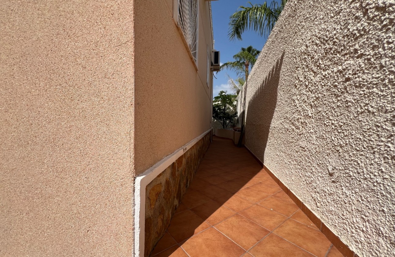 Resale - Villa - Ciudad quesada - Costa Blanca