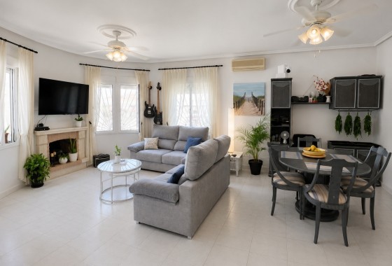 Resale - Villa - Ciudad quesada - Costa Blanca