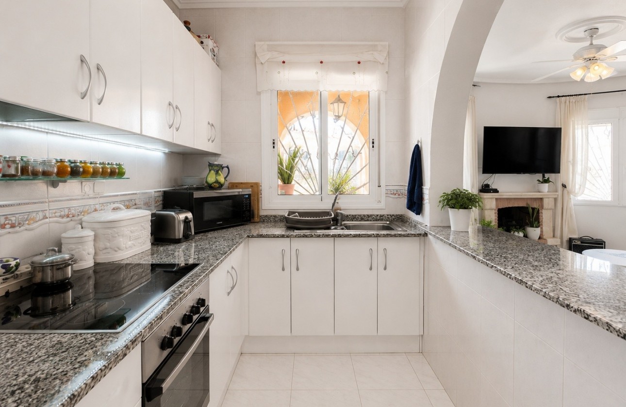 Resale - Villa - Ciudad quesada - Costa Blanca