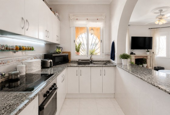Resale - Villa - Ciudad quesada - Costa Blanca