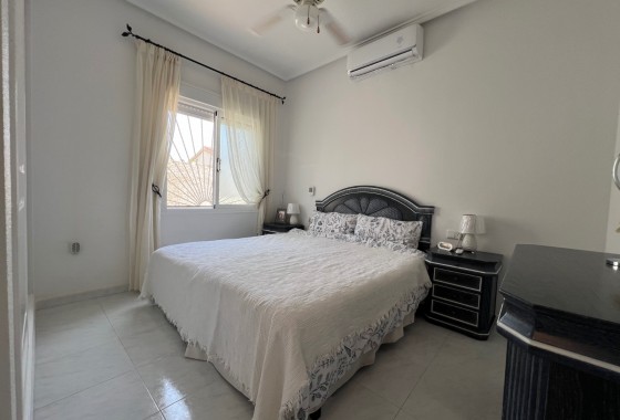 Resale - Villa - Ciudad quesada - Costa Blanca