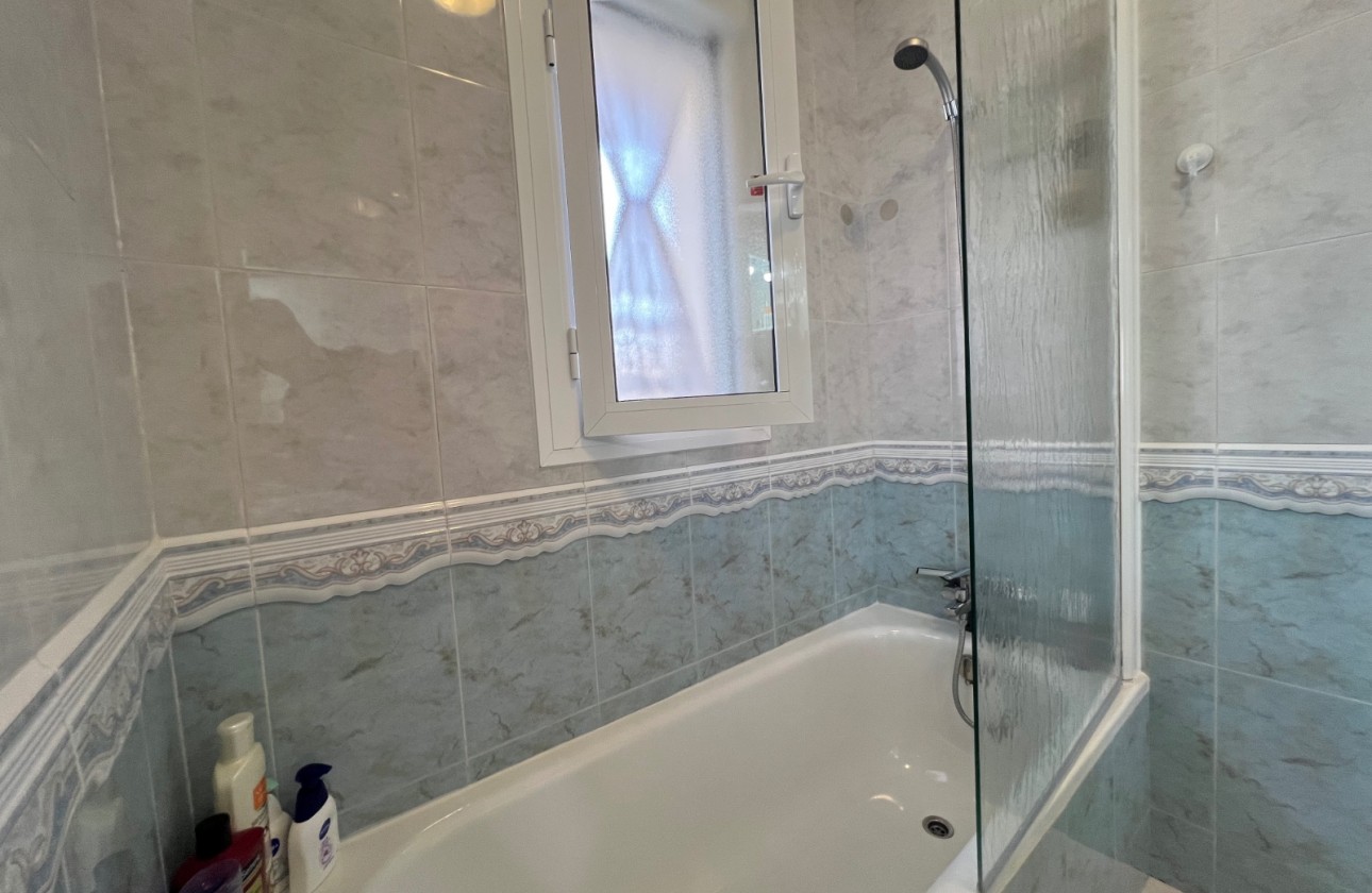 Resale - Villa - Ciudad quesada - Costa Blanca