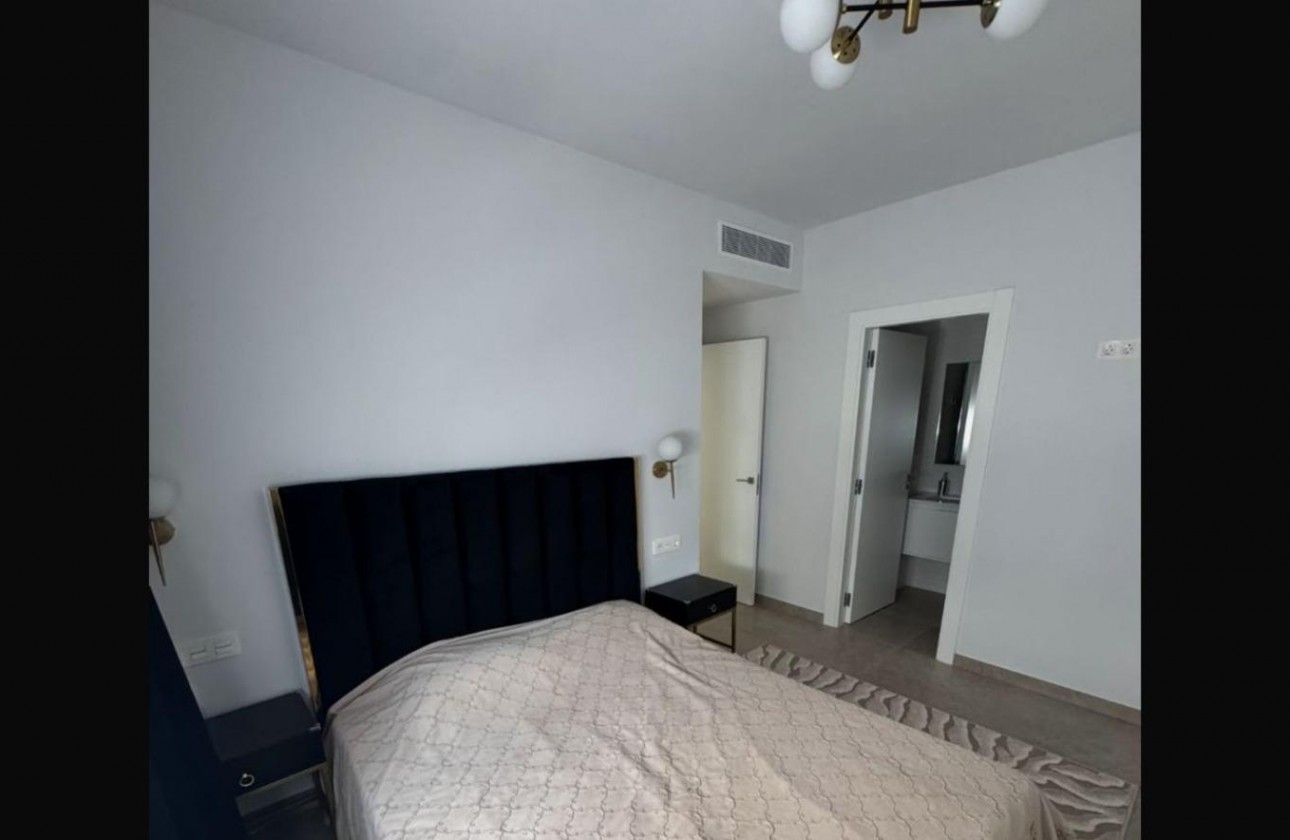 Reventa - Apartamento / piso - Torrevieja - Playa del Cura