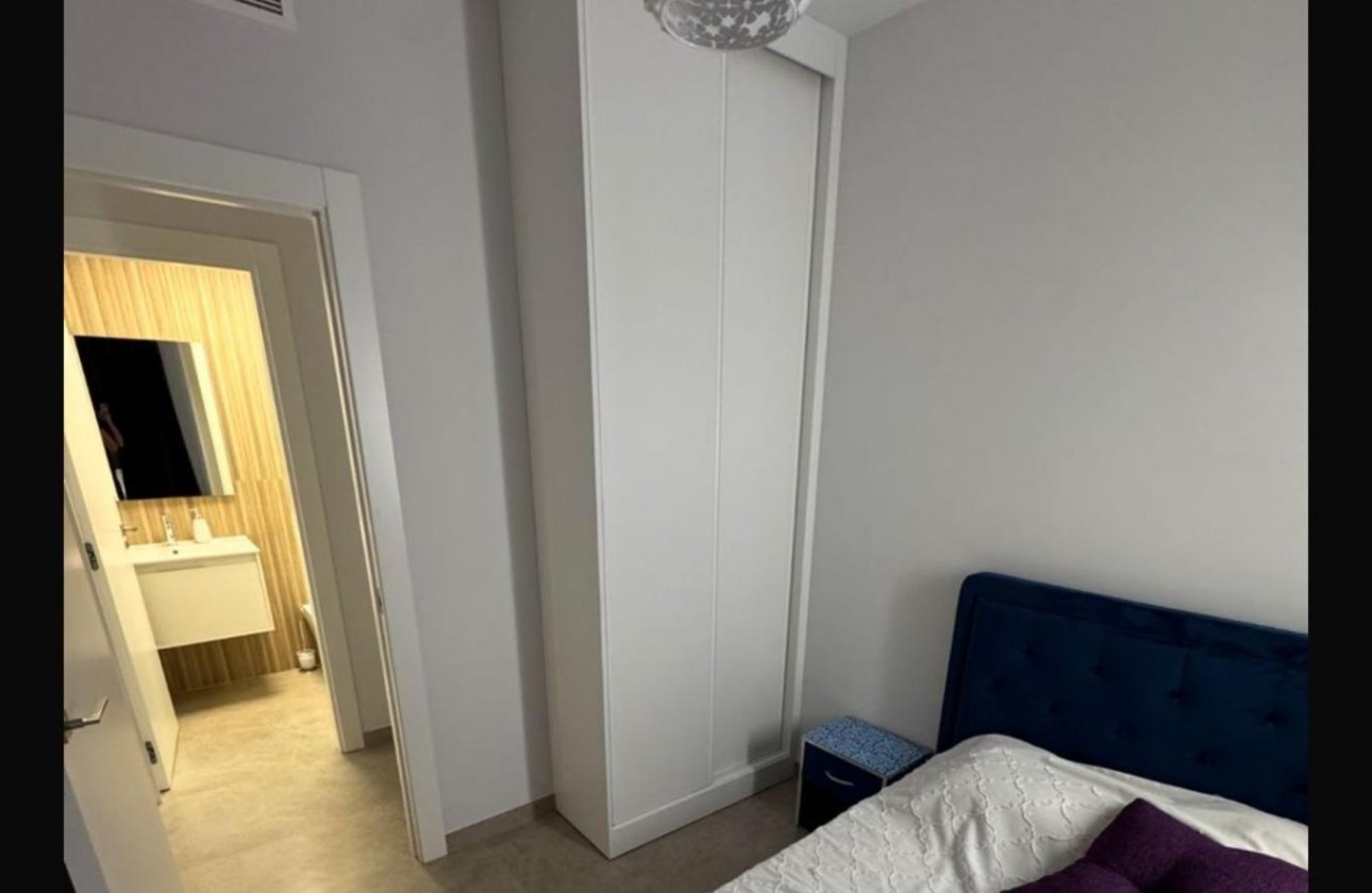 Reventa - Apartamento / piso - Torrevieja - Playa del Cura