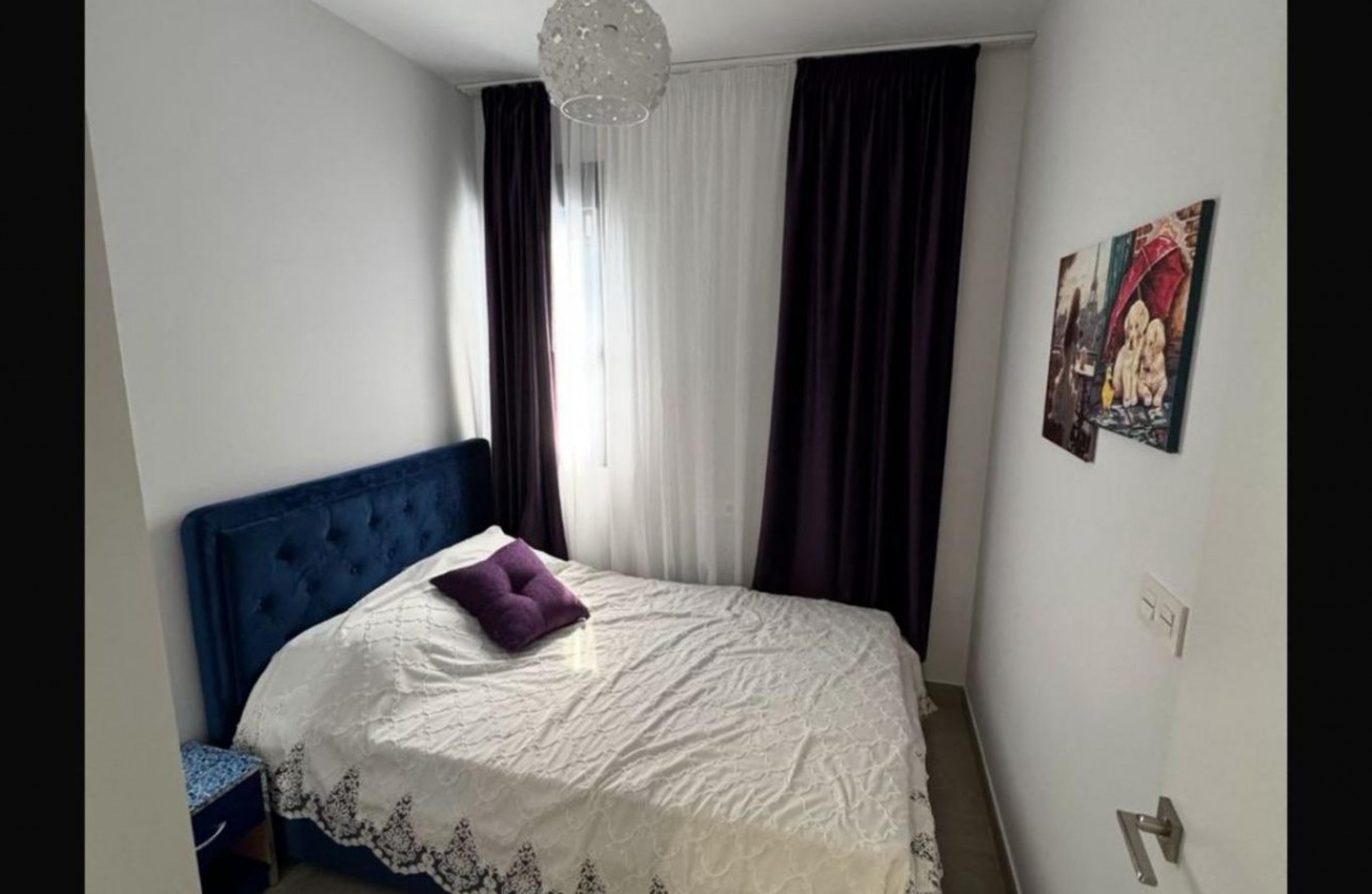 Reventa - Apartamento / piso - Torrevieja - Playa del Cura