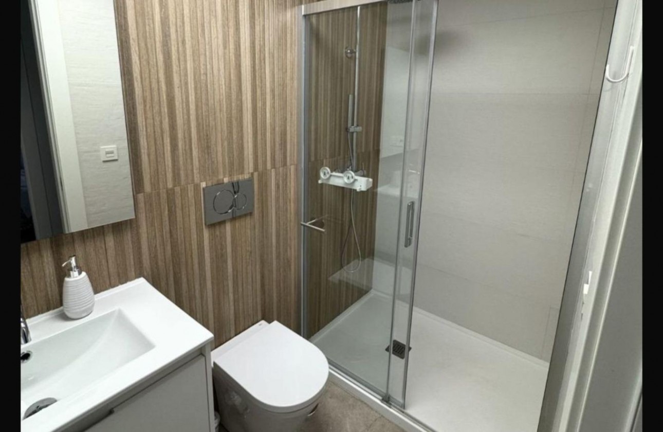 Reventa - Apartamento / piso - Torrevieja - Playa del Cura