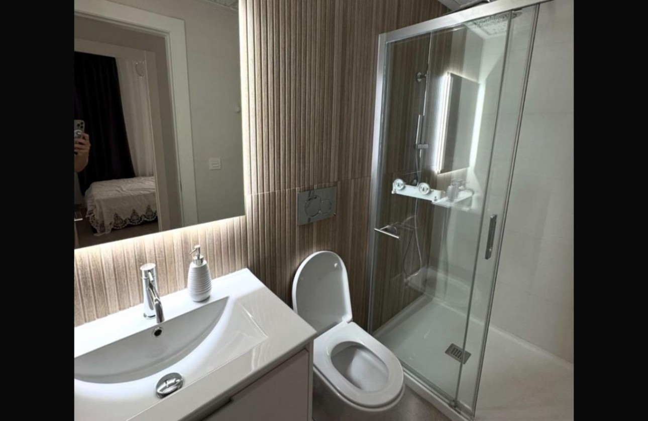 Reventa - Apartamento / piso - Torrevieja - Playa del Cura