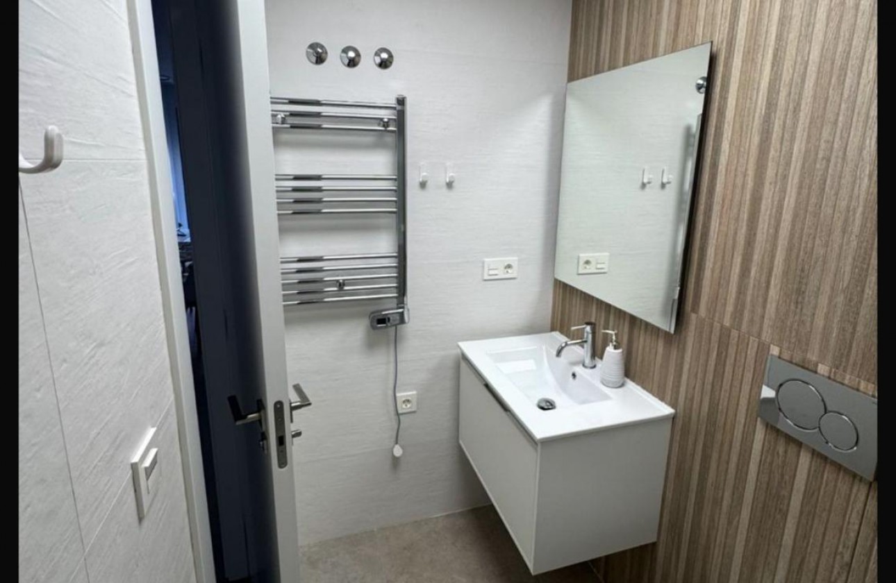 Reventa - Apartamento / piso - Torrevieja - Playa del Cura