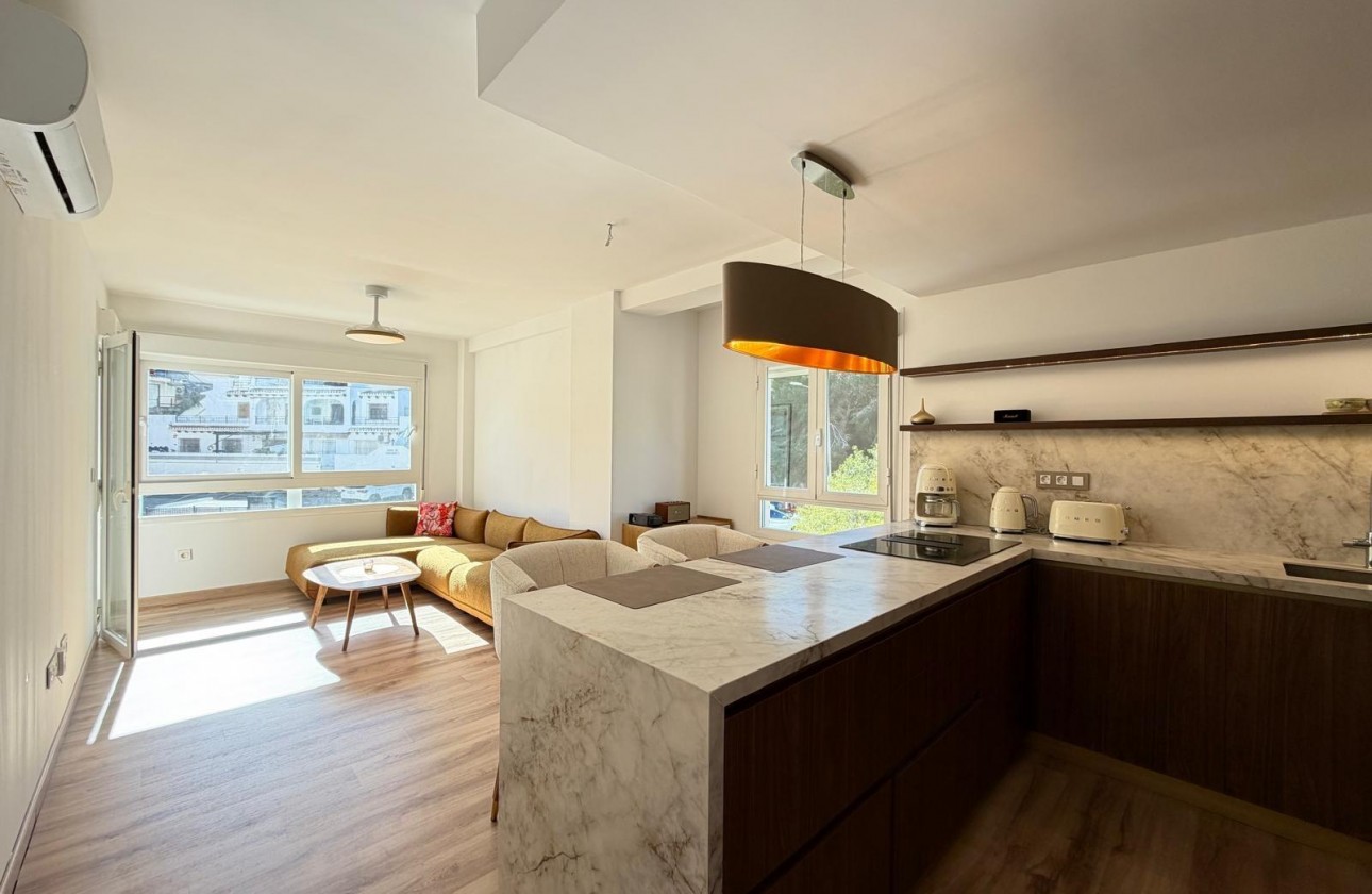 Resale - Apartment / flat - Orihuela Costa - Altos de Campoamor