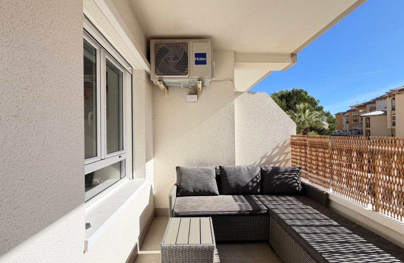 Resale - Apartment / flat - Orihuela Costa - Altos de Campoamor