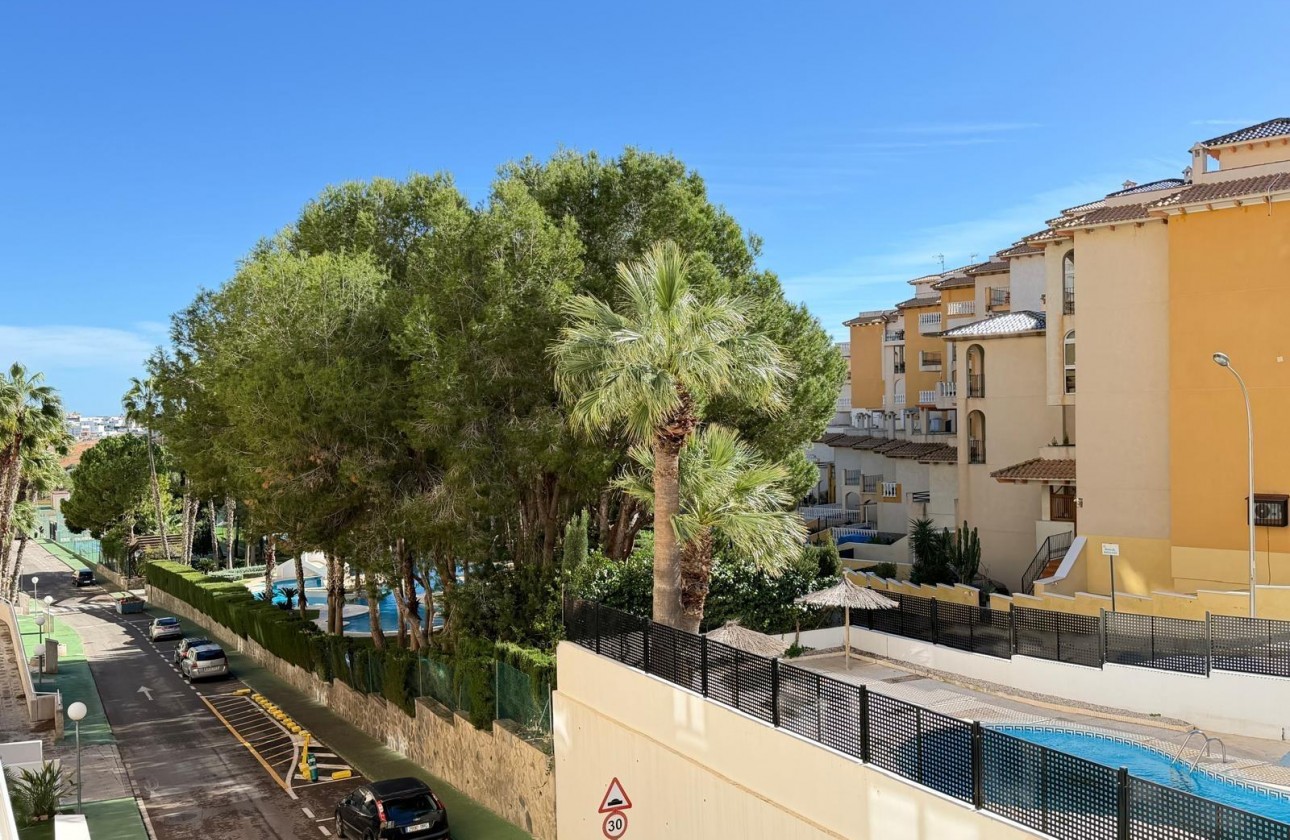 Resale - Apartment / flat - Orihuela Costa - Altos de Campoamor