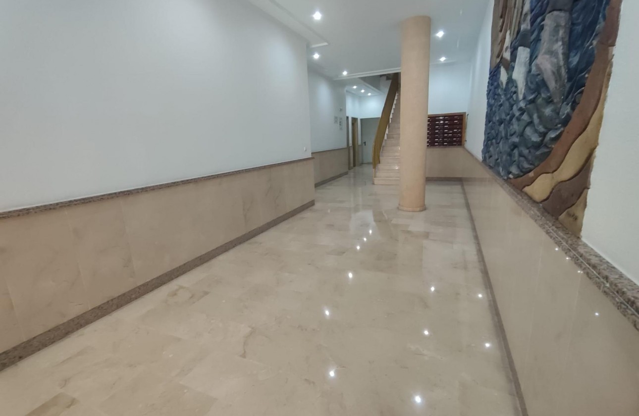 Reventa - Ático - Torrevieja - Paseo maritimo