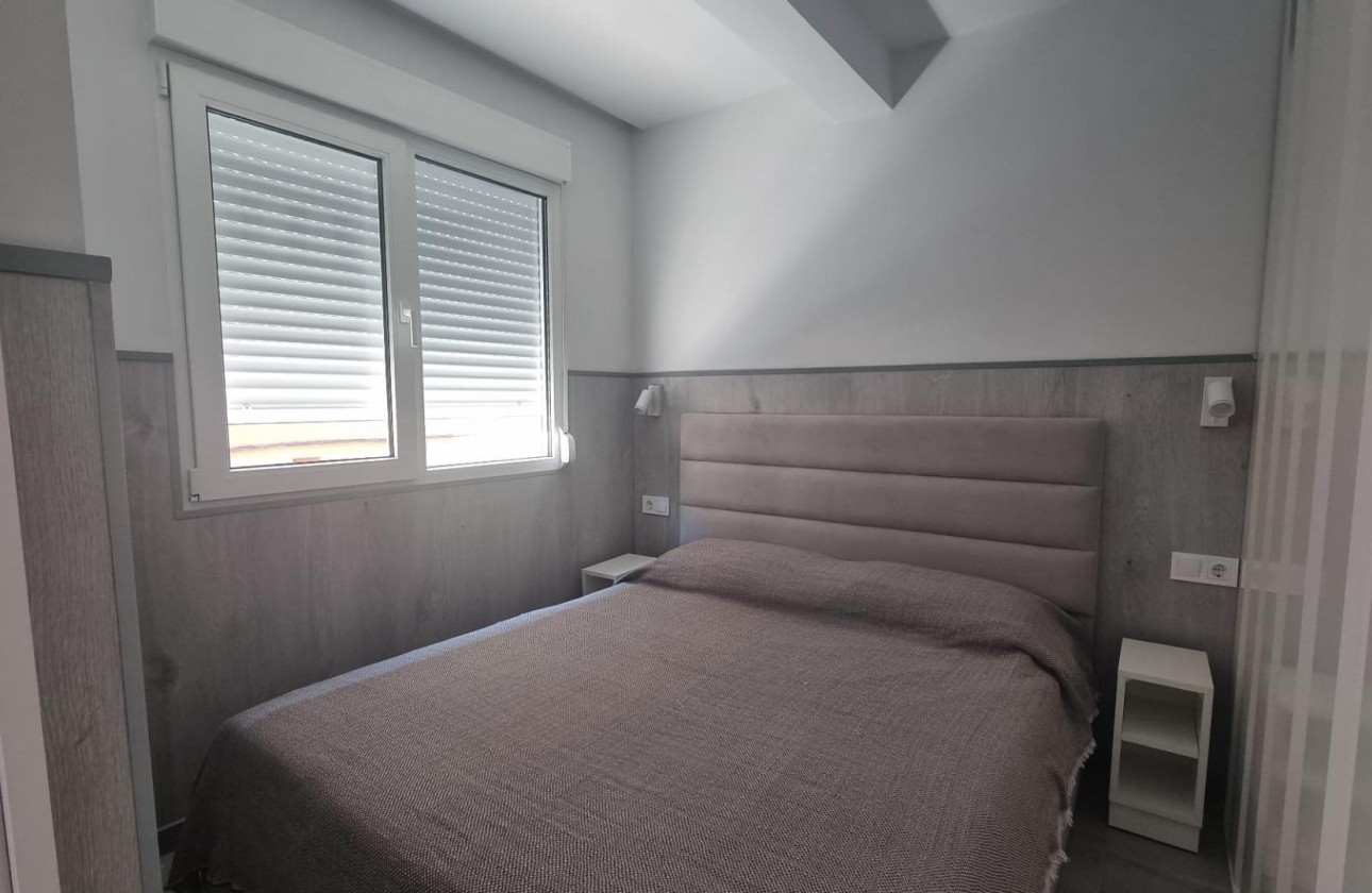 Resale - Apartment / flat - Torrevieja - Centro