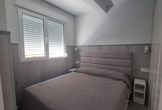 Resale - Apartment / flat - Torrevieja - Centro