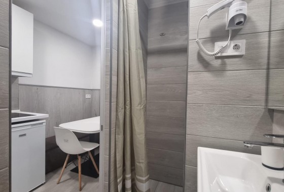 Resale - Apartment / flat - Torrevieja - Centro
