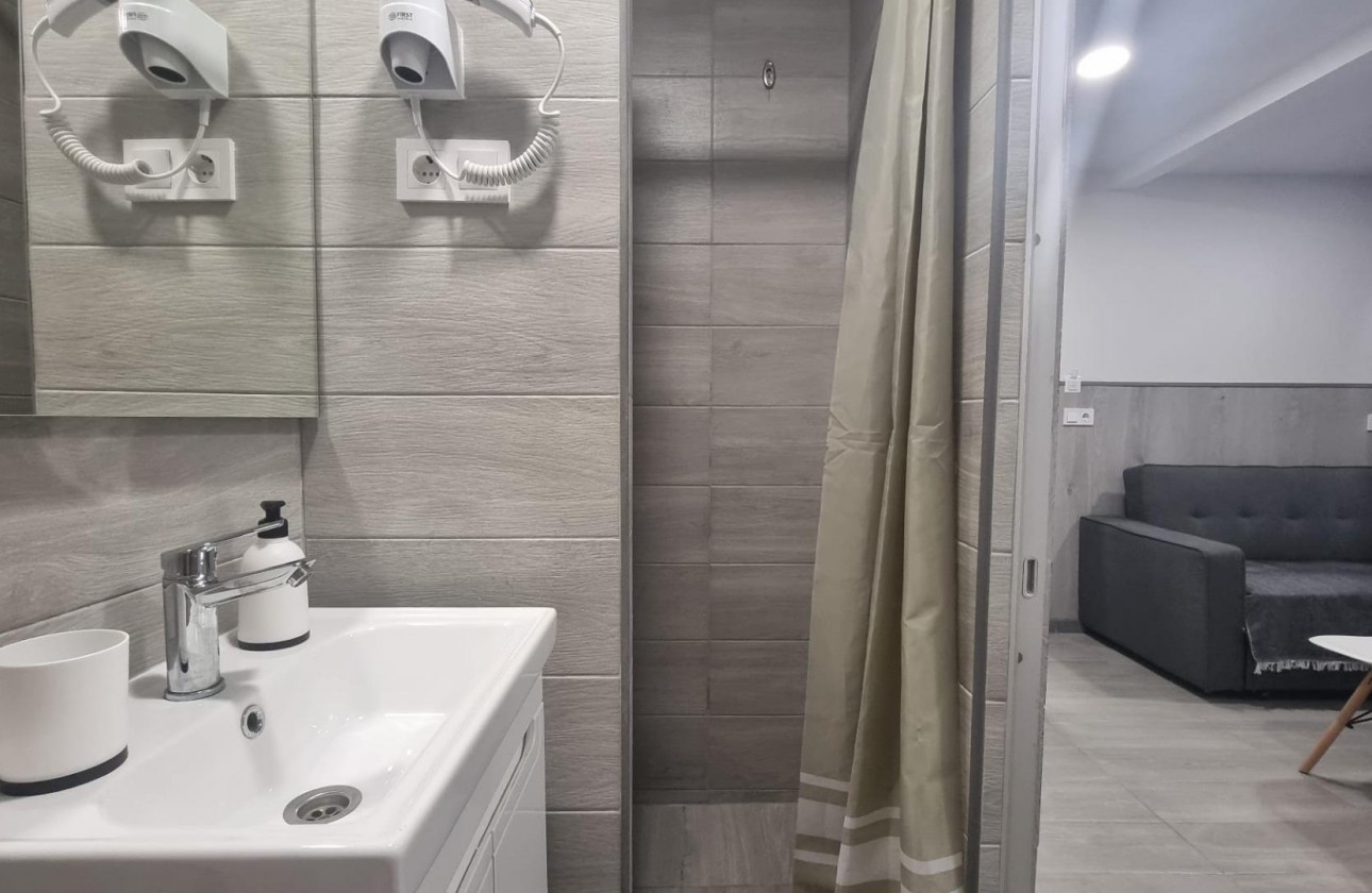 Resale - Apartment / flat - Torrevieja - Centro