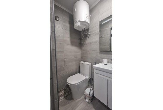 Resale - Apartment / flat - Torrevieja - Centro