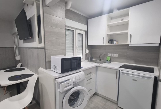 Resale - Apartment / flat - Torrevieja - Centro