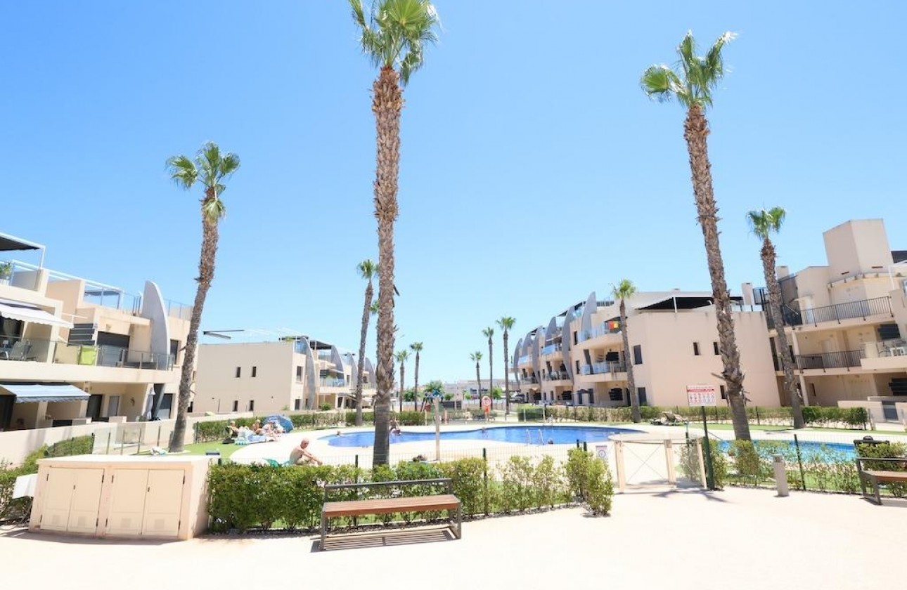 Resale - Apartment / flat - Pilar de la Horadada - Costa Blanca